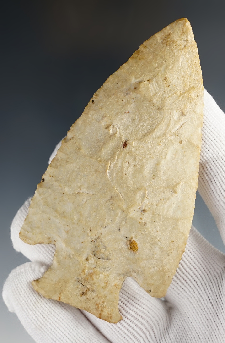 3 9/16" Hardin Barbed that is thin for size with excellent flaking. Found in Madison Co., Illinois. 