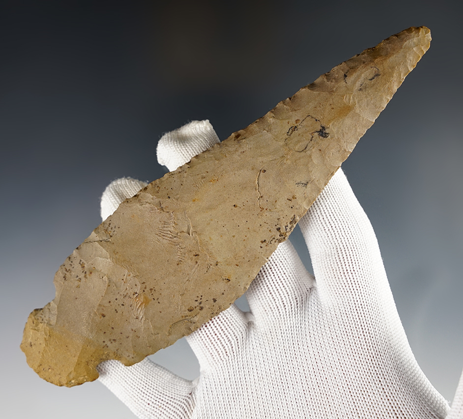 6 1/4" Turkeytail - well patinated Chert. Kentucky. Motley COA. Ex. Tom Sekula. 