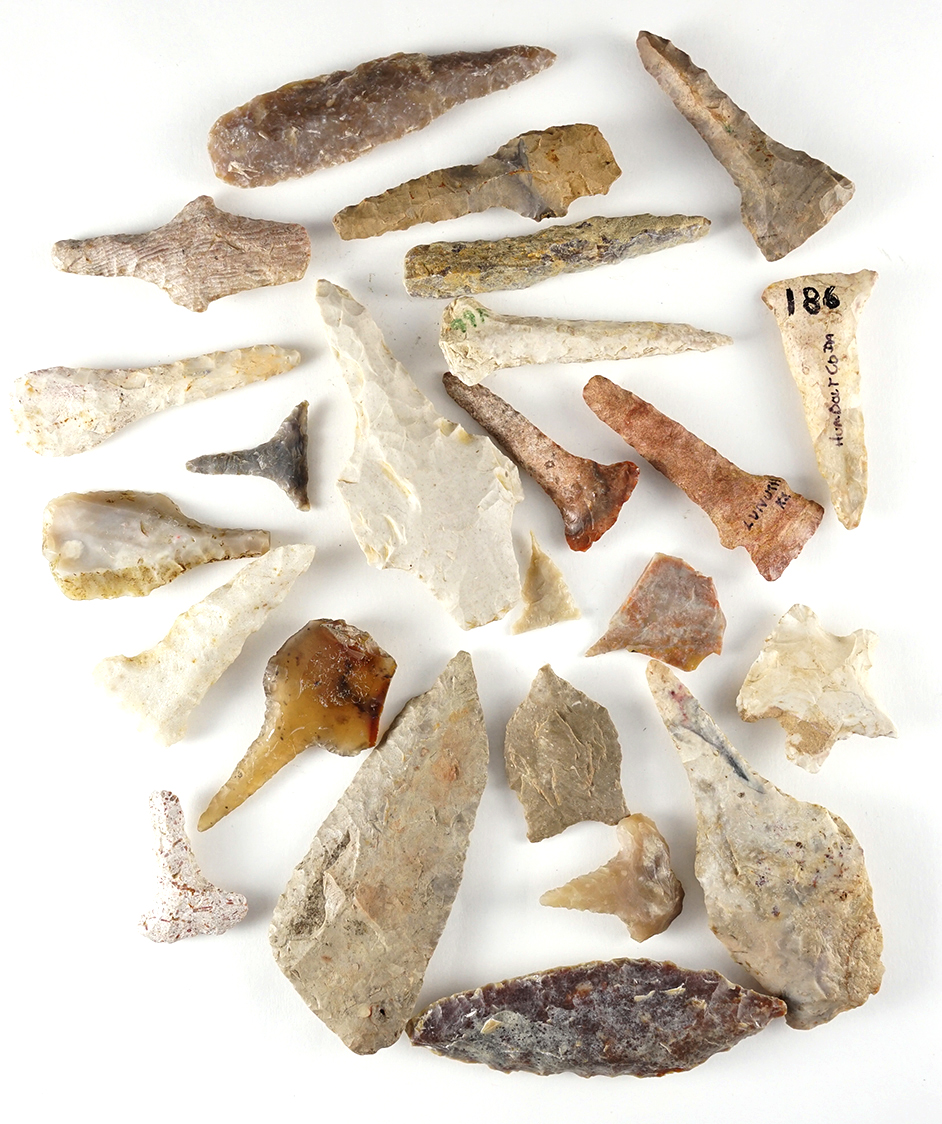 Large group of Midwestern U.S. Flint Drills & Tools. The largest is 3".