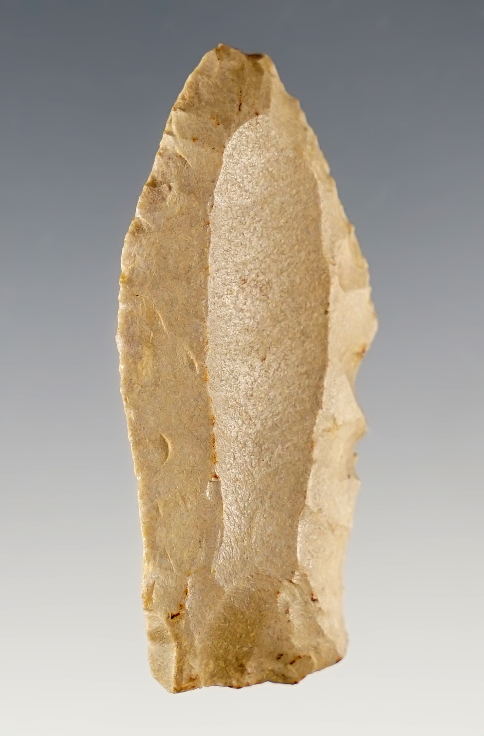 1 15/16" Cumberland found in Christian Co., Kentucky. Bennett COA. Ex. Brandon Vanderver.