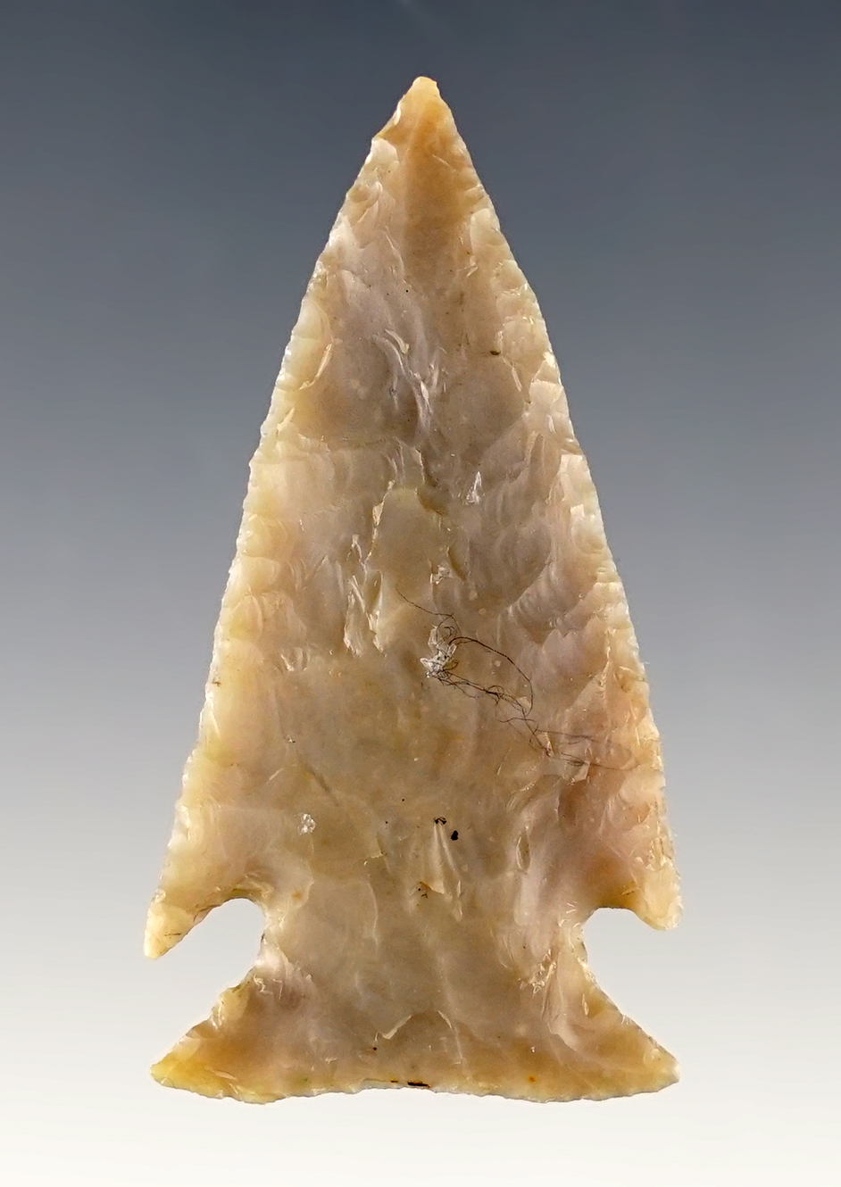 Exceptional style on this 2" Ensor found in Texas. Outstanding flaking. Ex. Greg Perino.