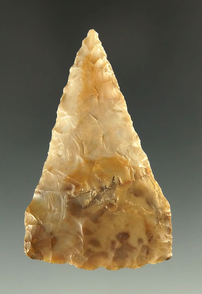 1 1/8" well styled and nicely flaked Plateau Pentagonal found near the Columbia River.
