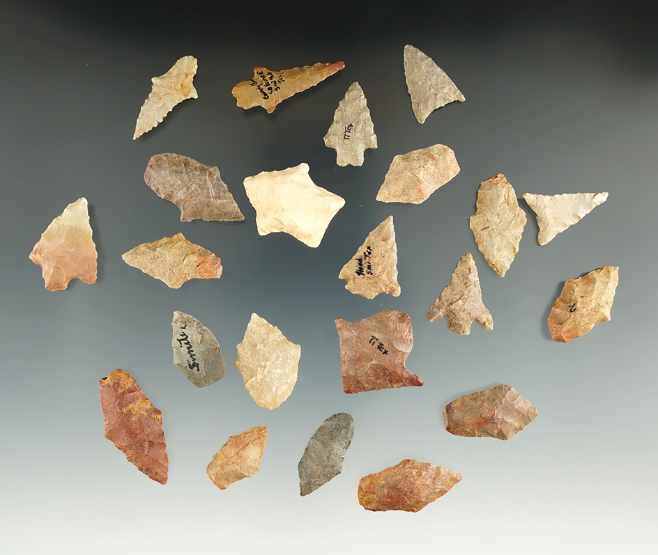 Large group of 22 assorted East Texas arrowheads, largest is 1 3/16".