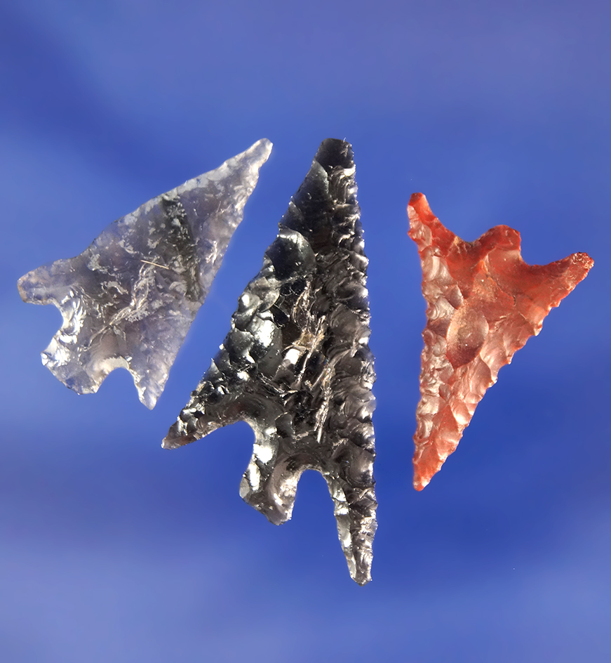 Set of three arrowheads found in Oregon, largest is 1 3/8". Nice long swept wings on one.