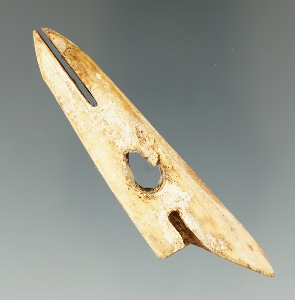 Nicely patinated 3 3/16" Ivory Harpoon Toggle in good condition.