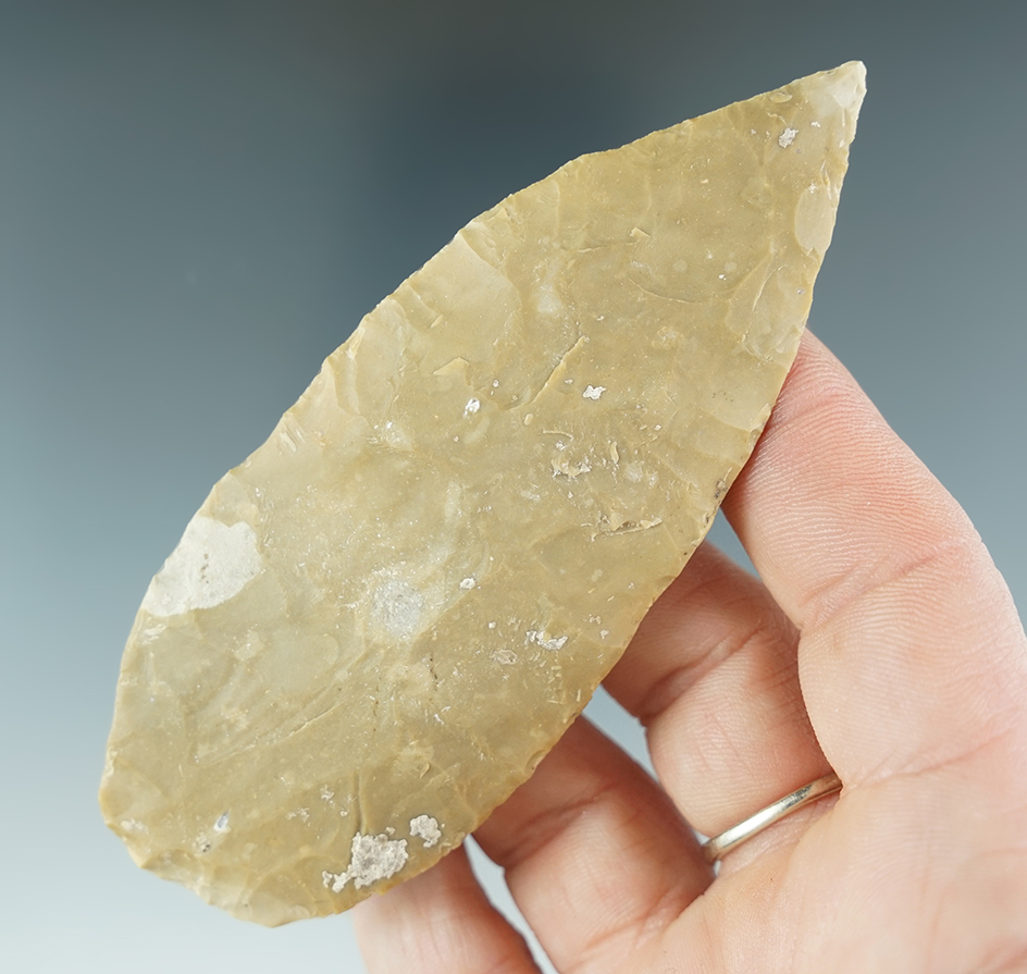 Thin and very well flaked 4" Blade found in Central Texas.