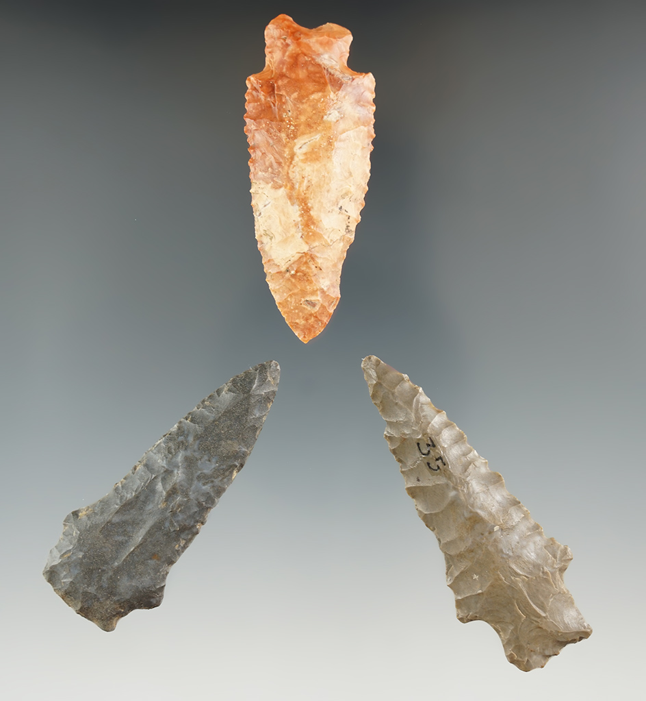 Set of three nice knives found in Kentucky, largest is 2 5/8". Ex. Henry English collection.