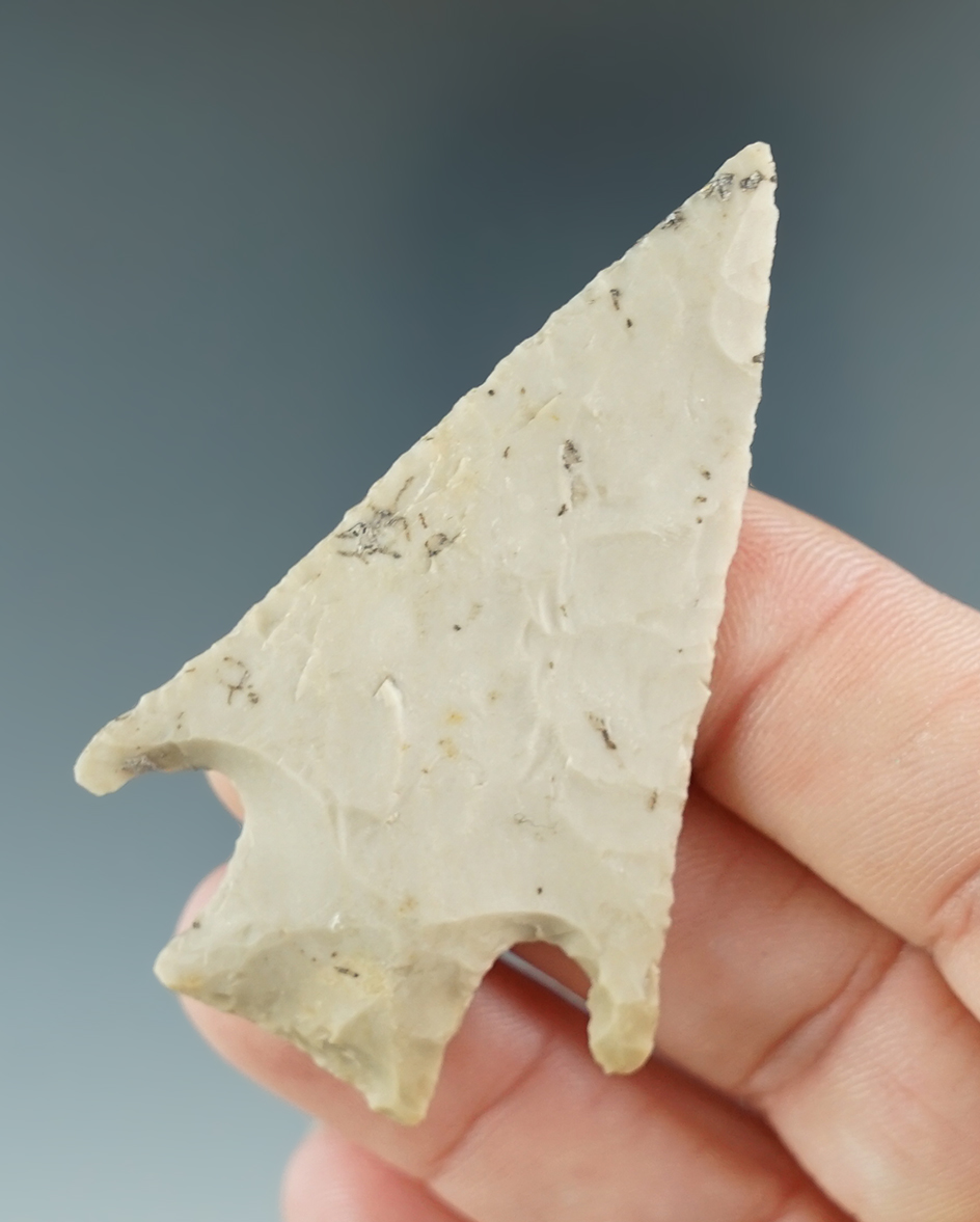 2 3/8" stemmed knife found in Texas.