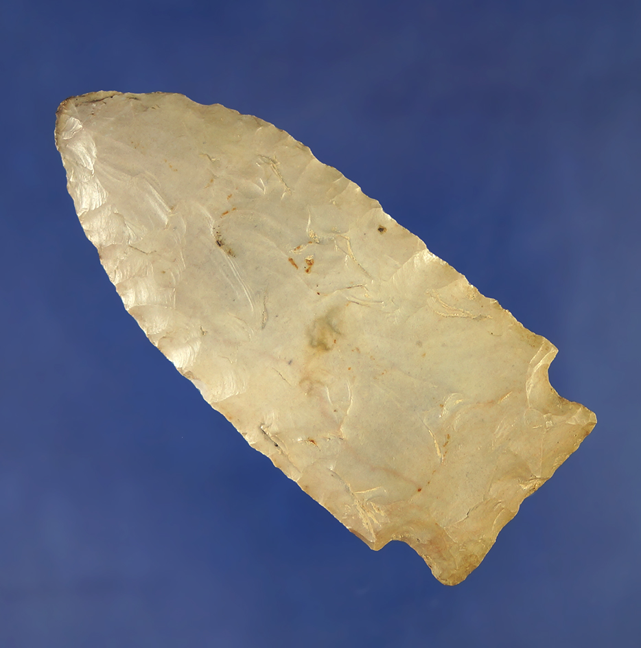 2 13/16" Stilwell is very nicely styled and well flaked found in Madison Co.,  Ohio.