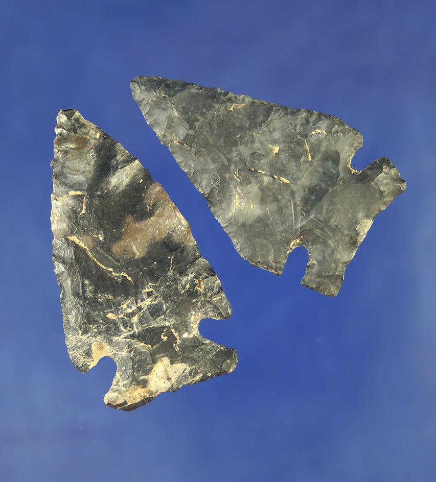 Nice pair of Coshocton Flint Intrusive Mound points found in Ohio. Both around 1 7/8" long.