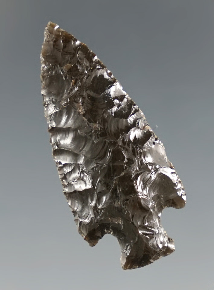 1 3/8" Rose Springs Cornernotch made from Obsidian, found in Oregon. . Bennett COA.