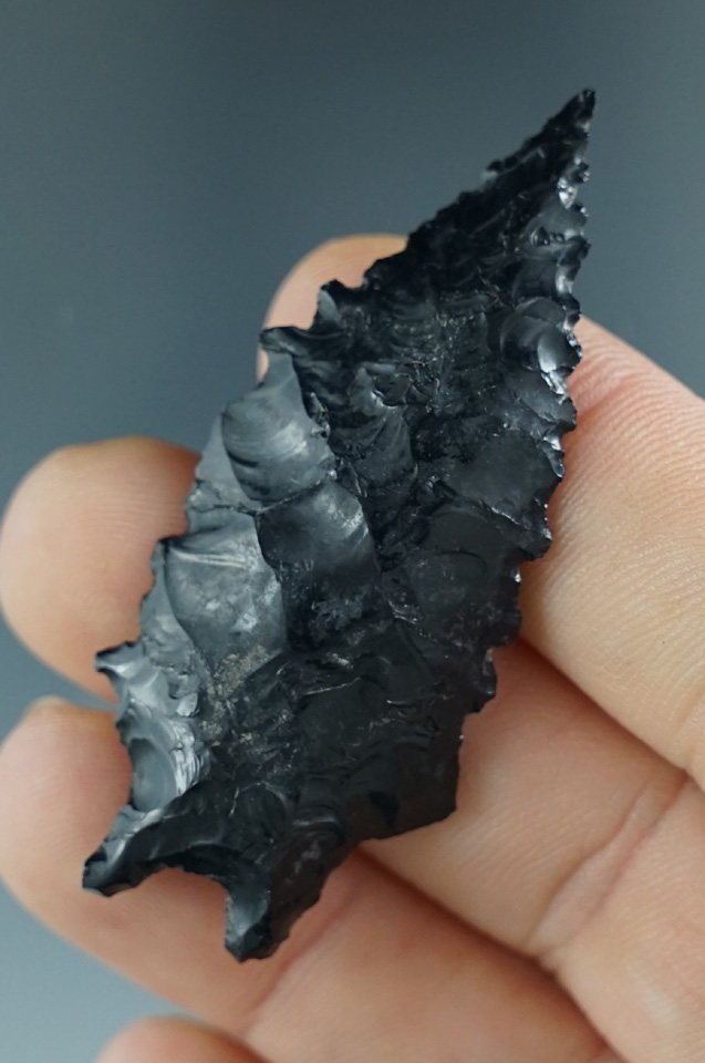2 1/8" Obsidian Pinto Basin found in Oregon.