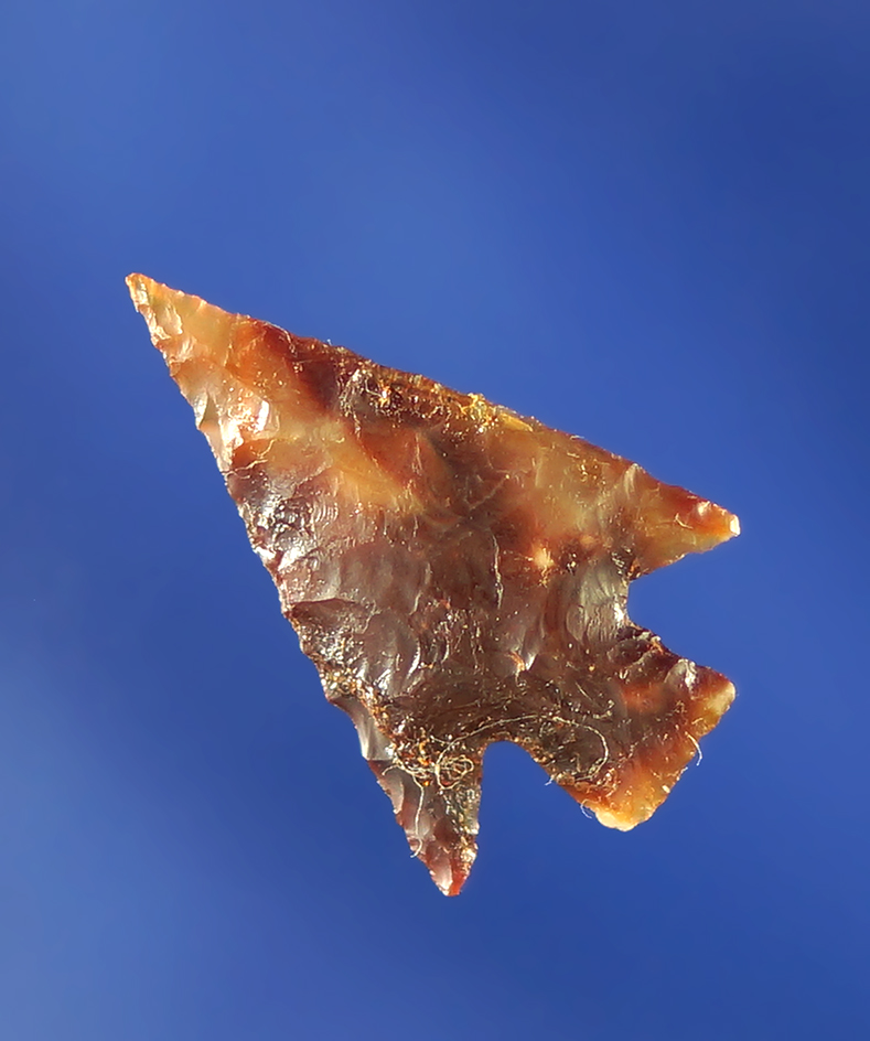 Excellent flaking and style on this 13/16" Columbia Plateau made from attractive agate.