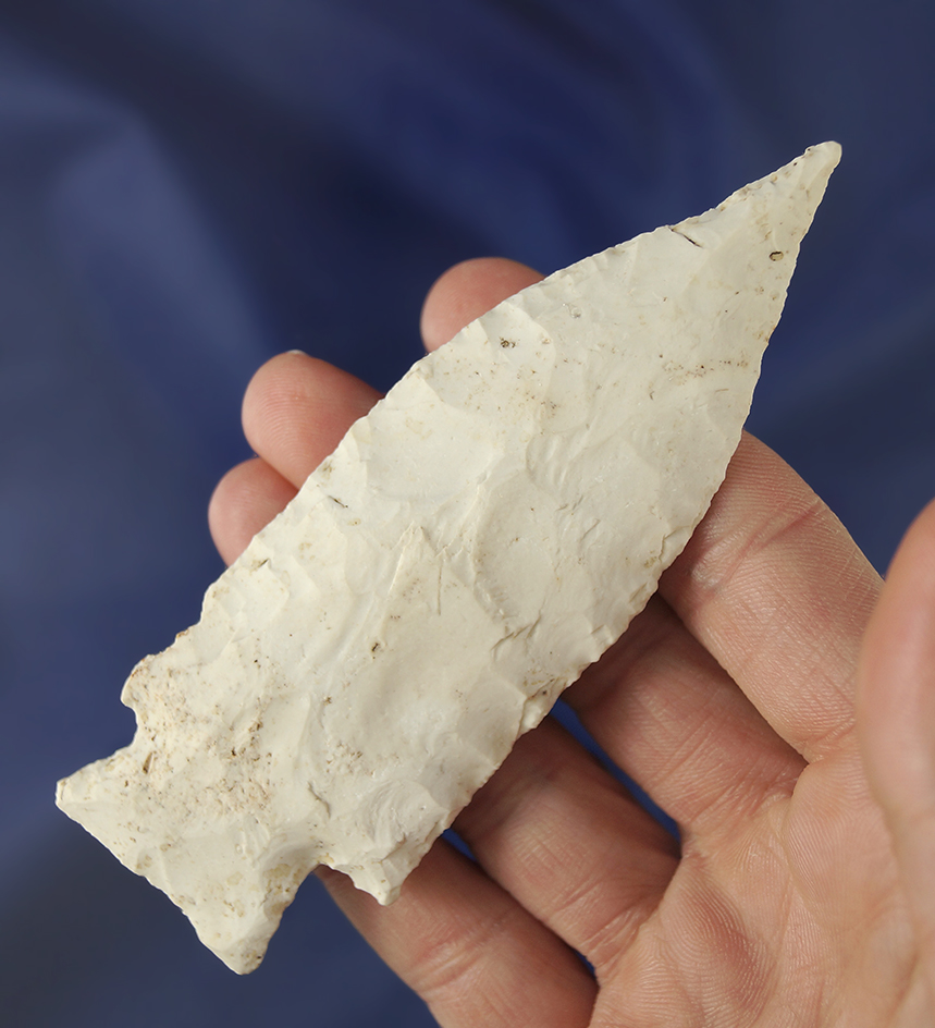 Classic styled tip on this 4 5/16" Burlington chert Etley Knife  found in Missouri.