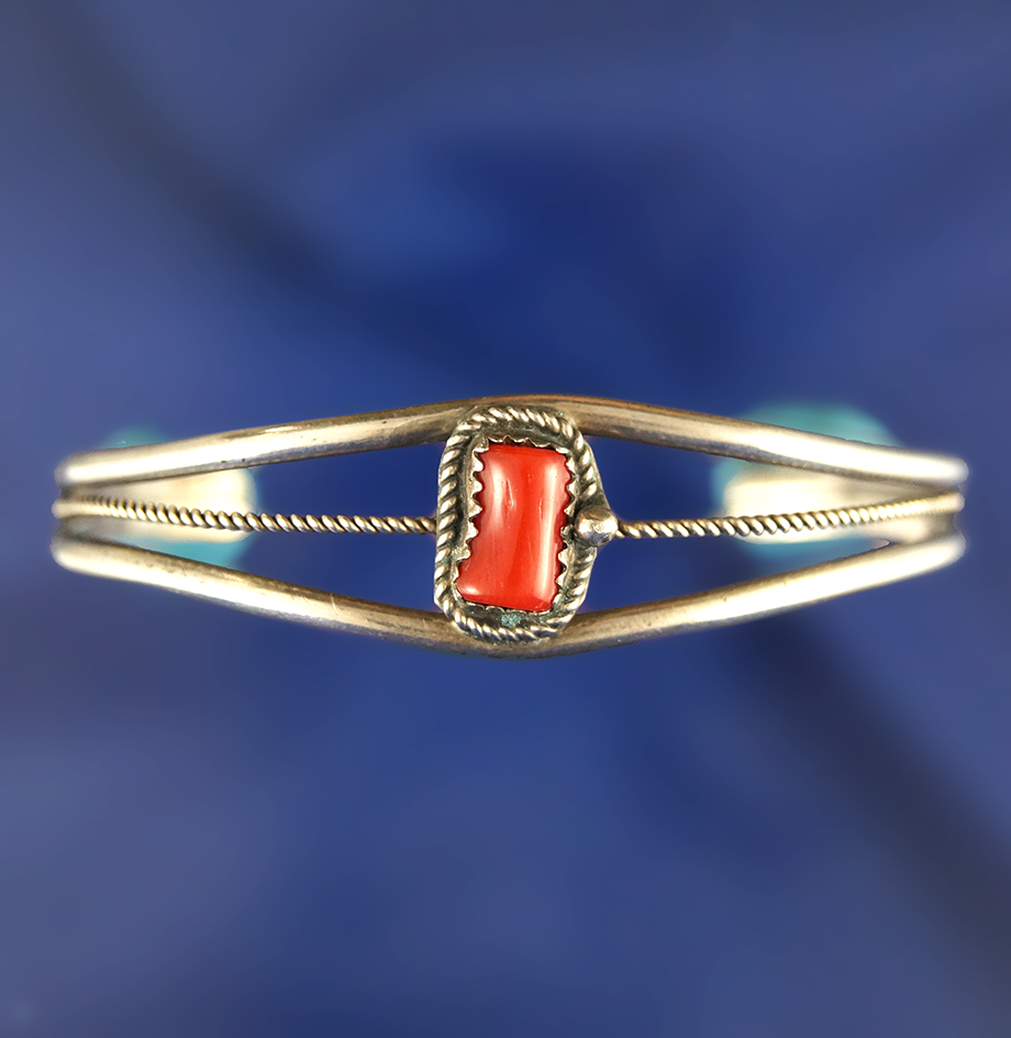 Nicely crafted southwestern vintage sterling silver bracelet.