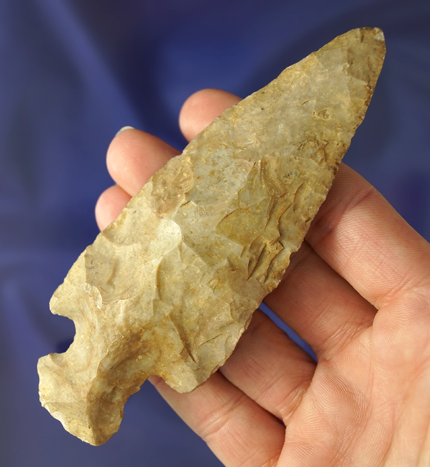 Large 4 9/16" Stemmed Boyles chert Knife found in southern Ohio. Nice Quartz inclusion at base.