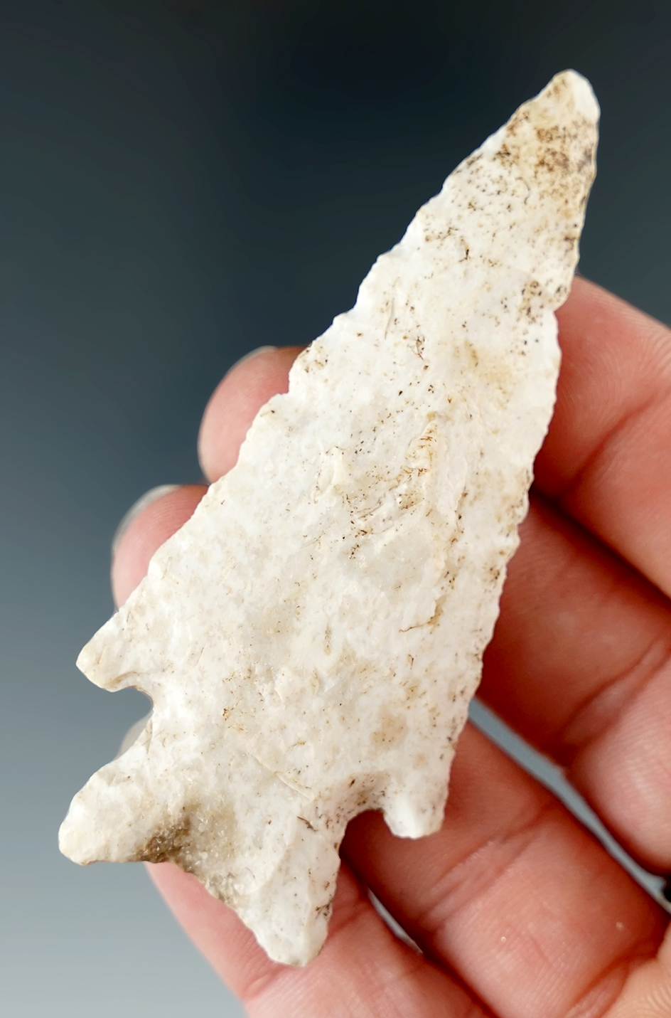 2 7/8" Flint Knife found in Illinois.