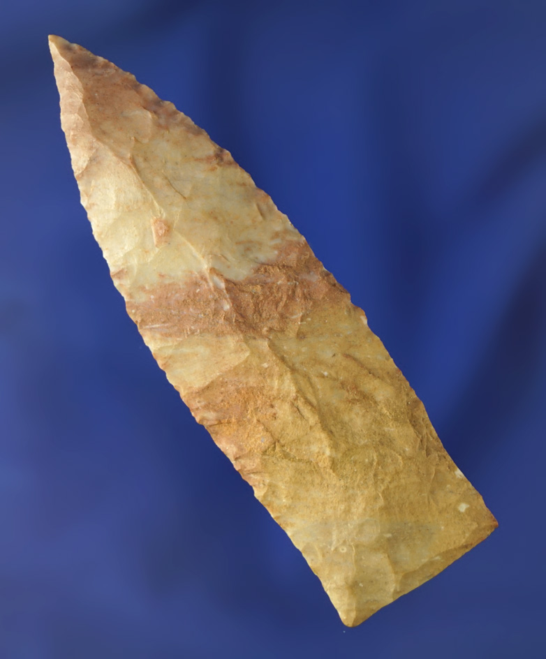 3 3/16" nicely styled Copena made from attractive material.