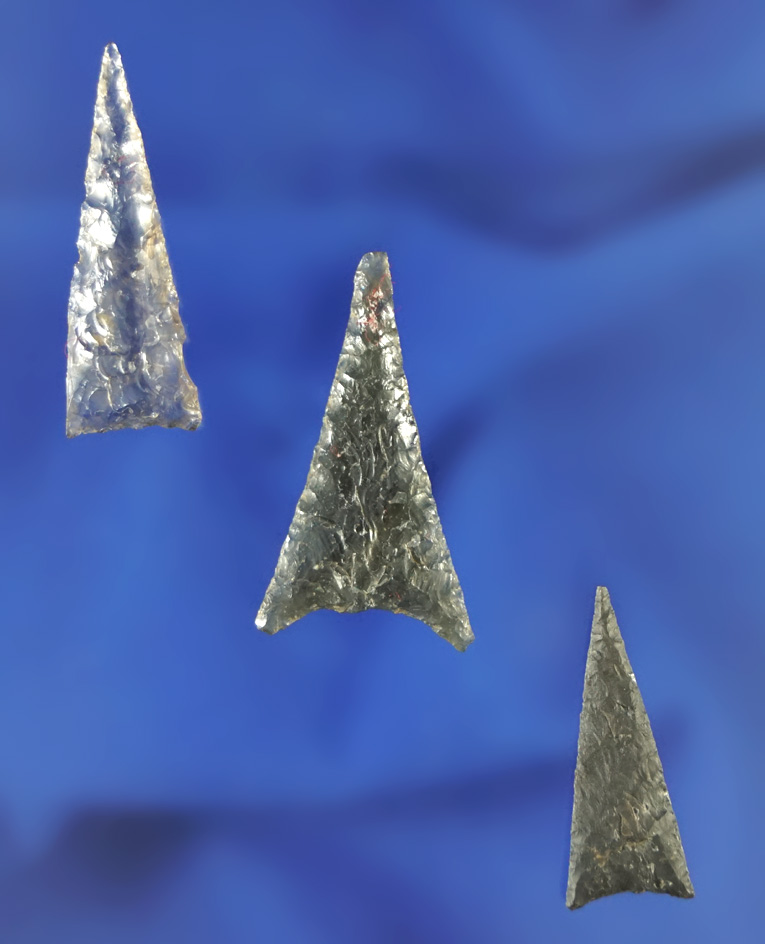 Set of three incredibly well flaked Triangle Points, largest is 1 1/8".  Found in the southwestern U