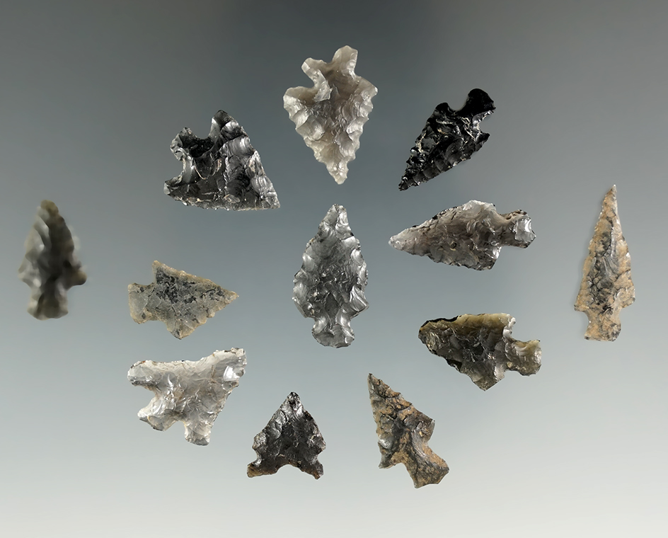Group of 12 assorted Obsidian arrowheads found in Oregon, largest is 3/4".