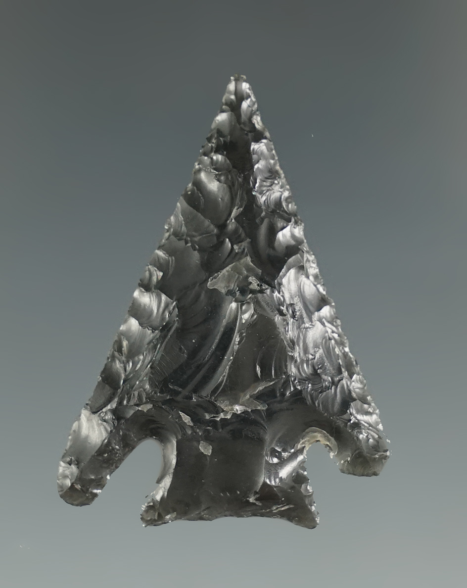 1 3/8" Elko Cornernotch that is nicely styled in excellent condition. Found in Oregon.