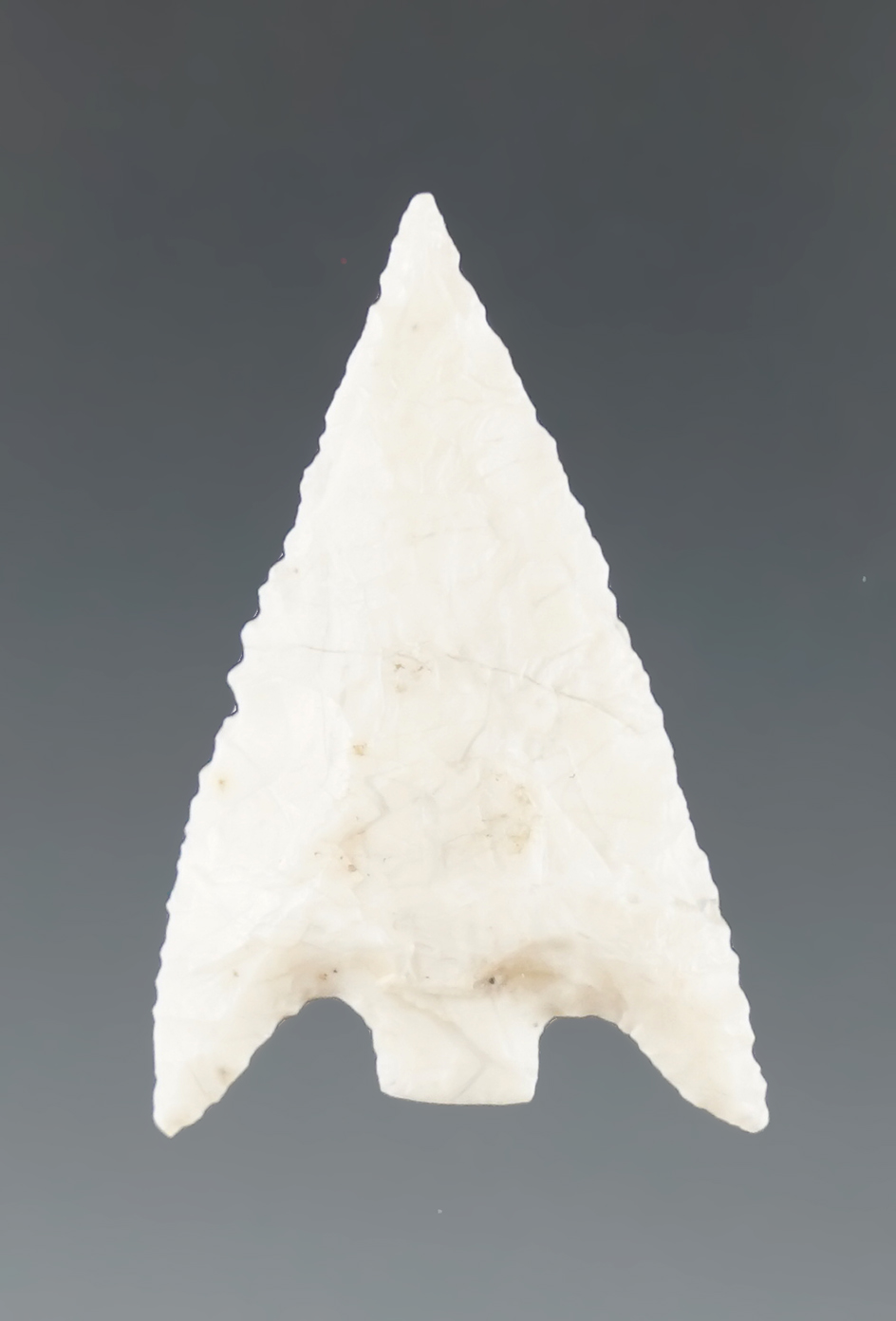 Excellent style on this 1 3/16" Gunther point that is very well balanced found in southern Oregon.