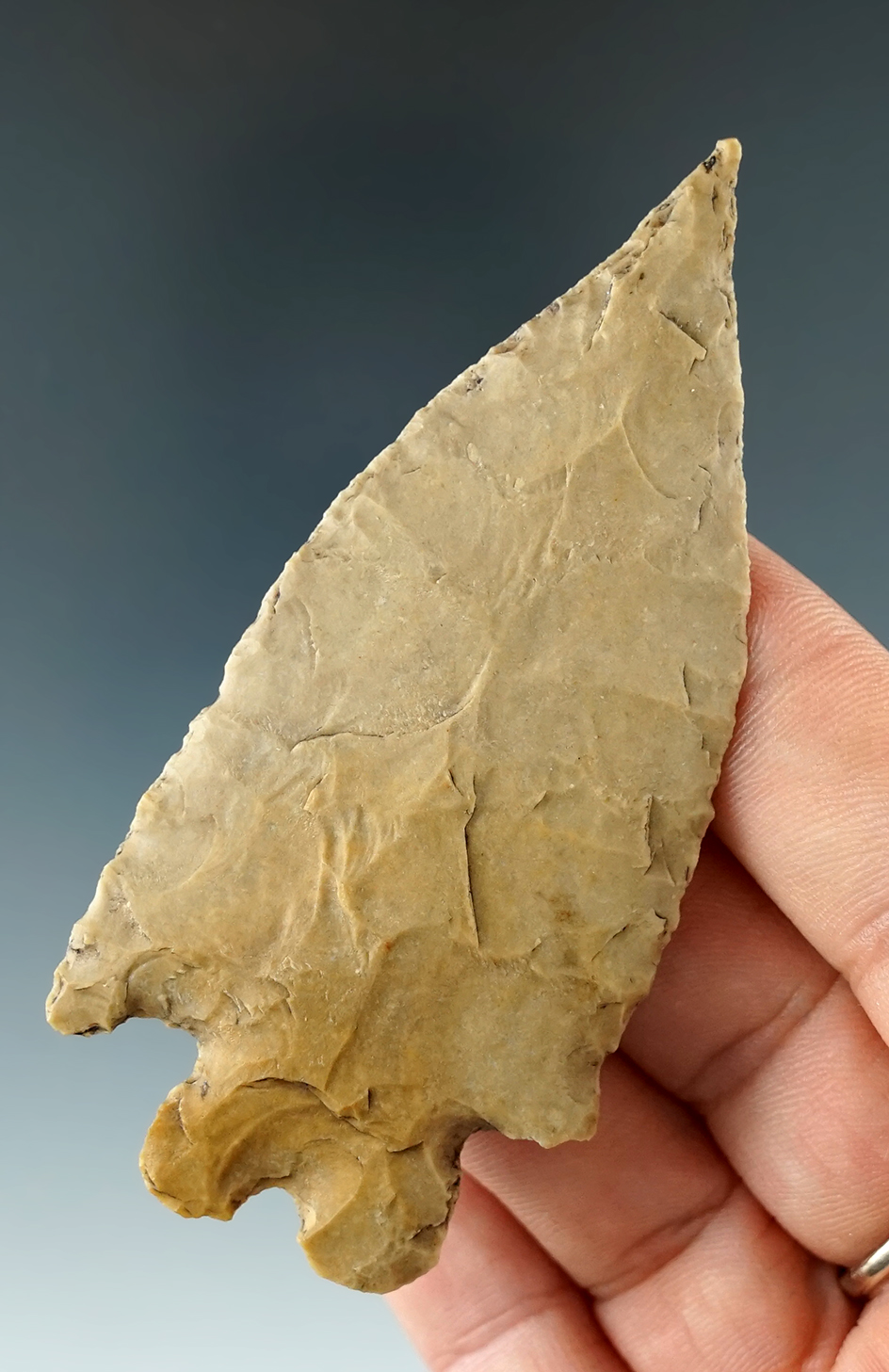 3 3/16" Montell that is very well patinated found in Williamson Co., Texas. Rogers COA.