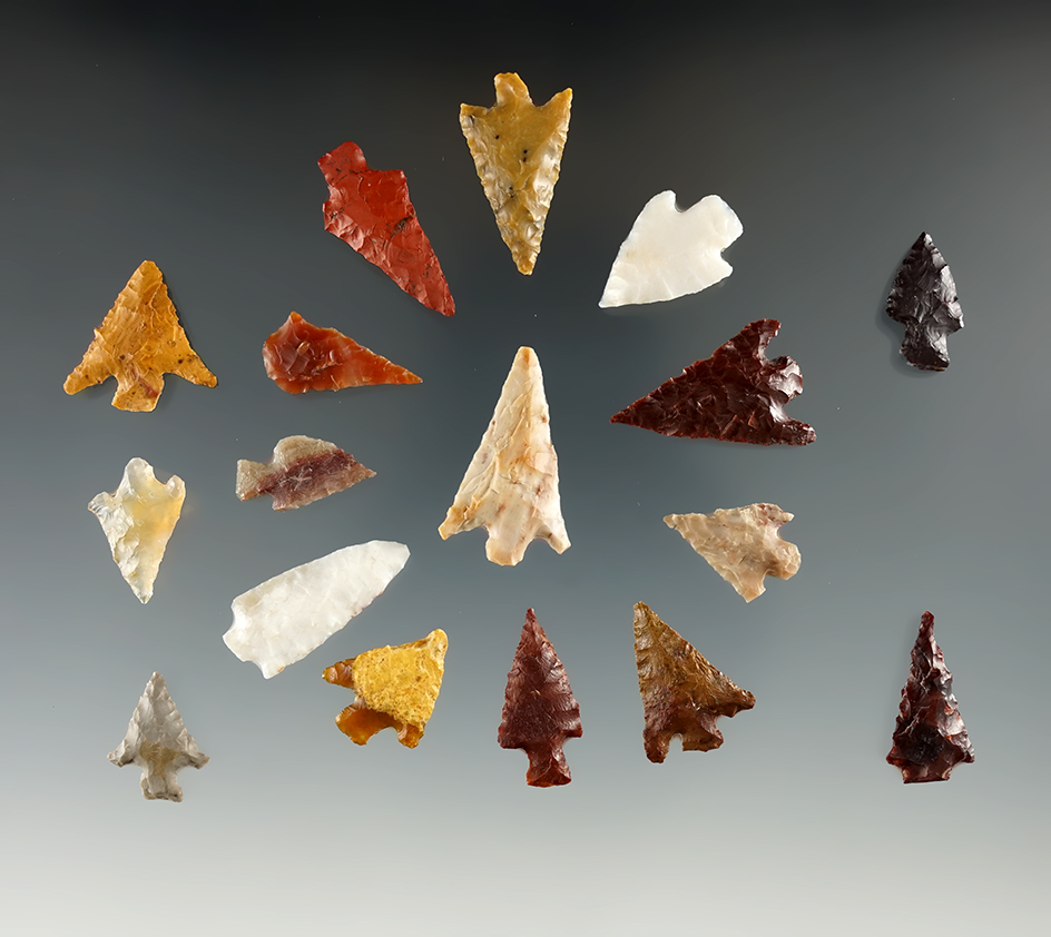 Group of 17 assorted Columbia River Gem points, largest is 1".