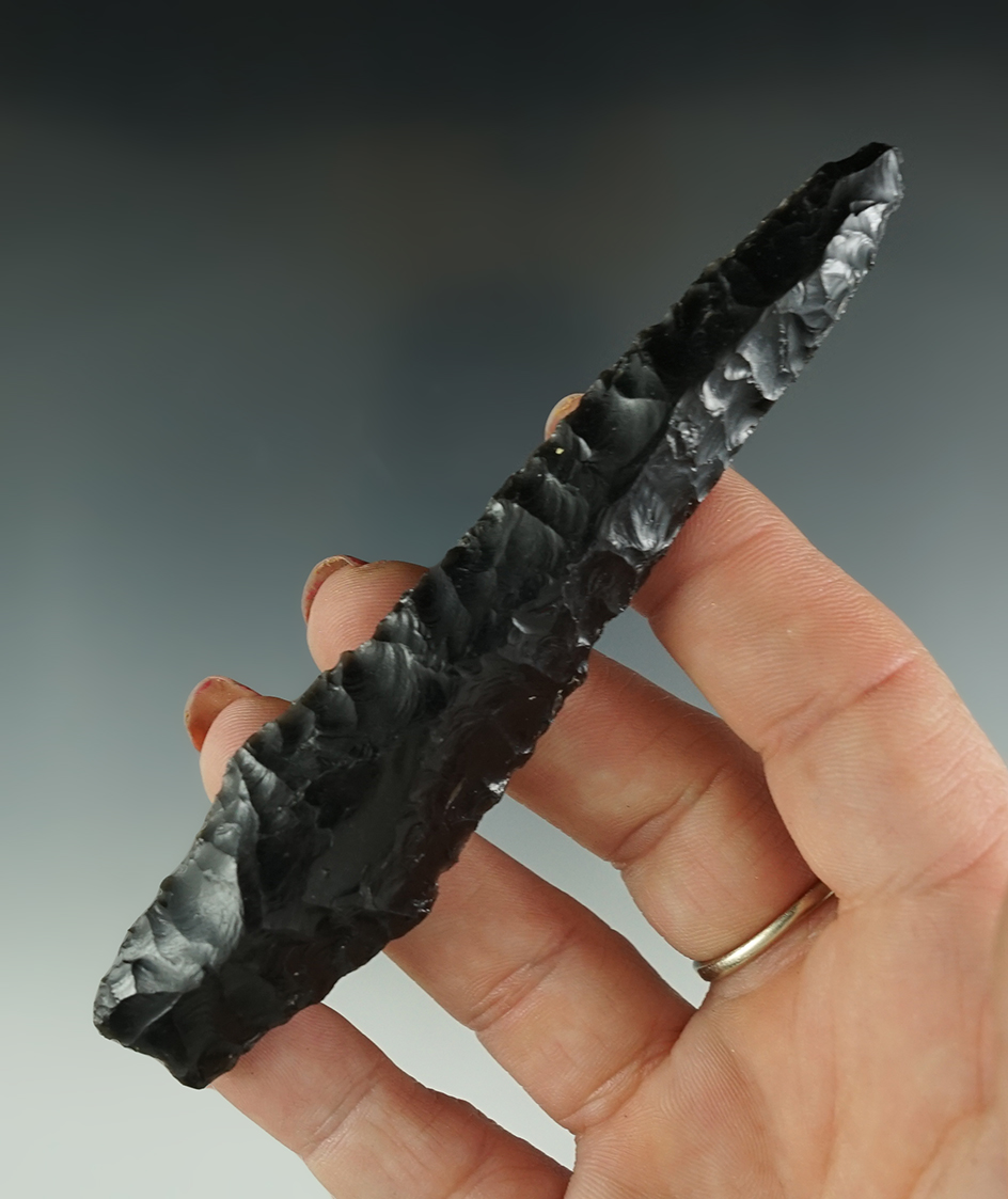 Large 4 7/16" beautifully flaked Paleo Windust - Lake Co., Oregon. Stermer COA.