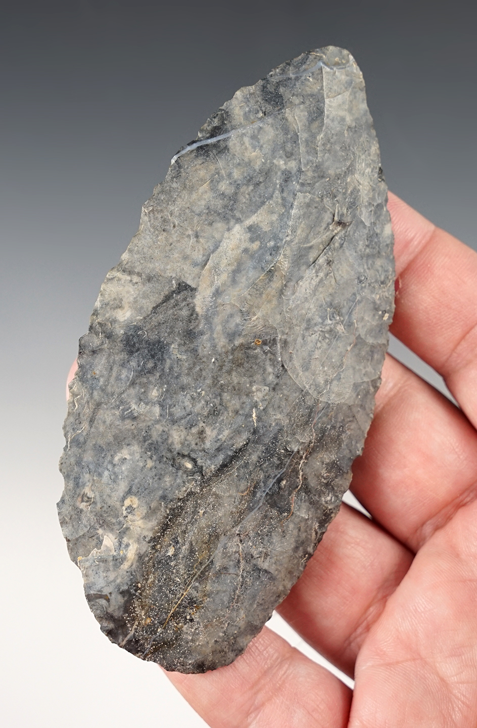 4 5/16" thin and well made Blade made from Coshocton flint. Found in Perry Co., Ohio.