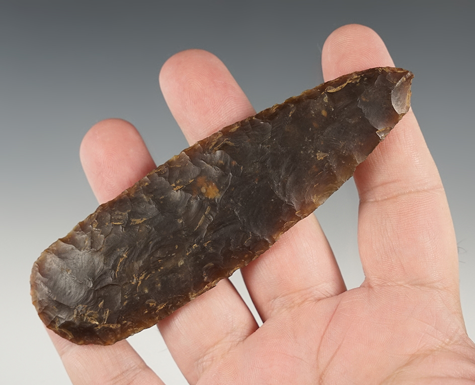 4 9/16" well flaked Knife made from Knife River Flint.