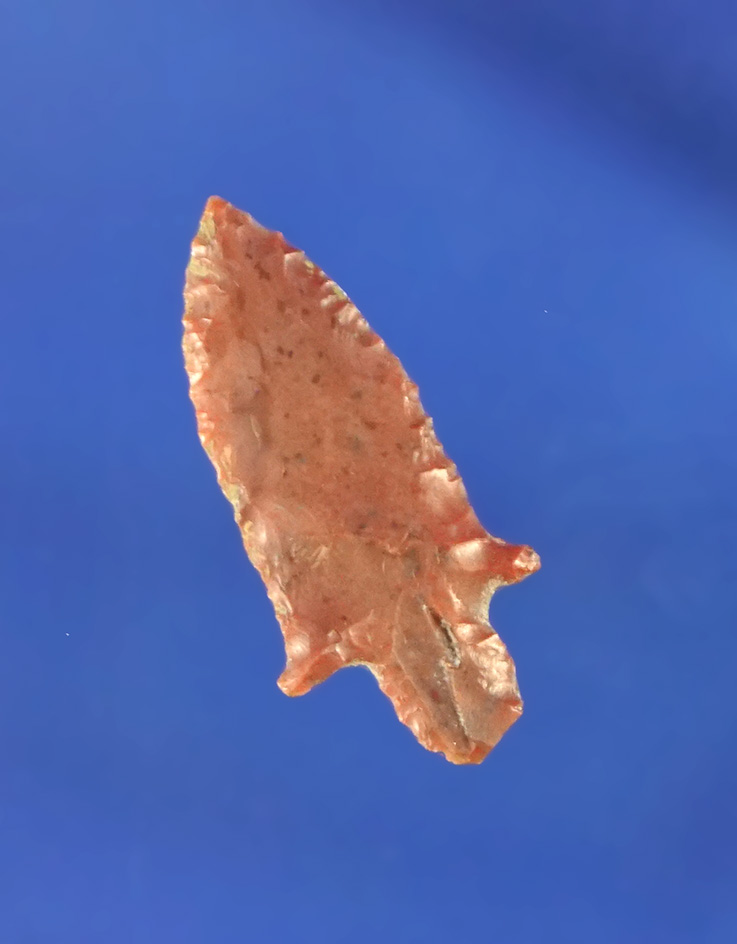 7/8" Dagger that is nicely made off a flaked found in Oregon.