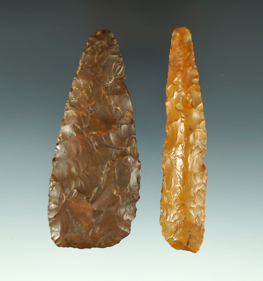 Pair of highly patinated Flint Ridge Knives - one Ex. Meuser Collection.Auglaize Co., Ohio.