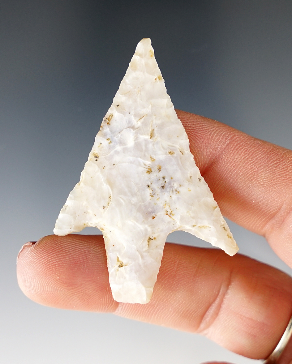 Beautifully styled Langtry Point with excellent flaking found in southern Texas.