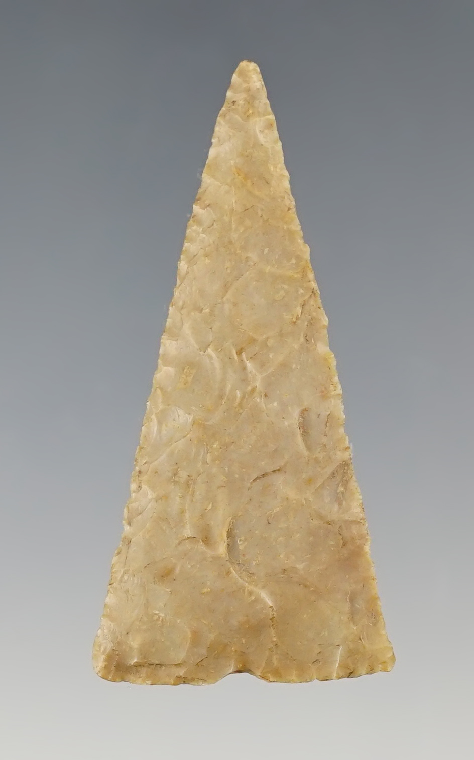 Thin and well flaked 2 1/16" Ft. Ancient Triangle found in Hamilton Co., Ohio.