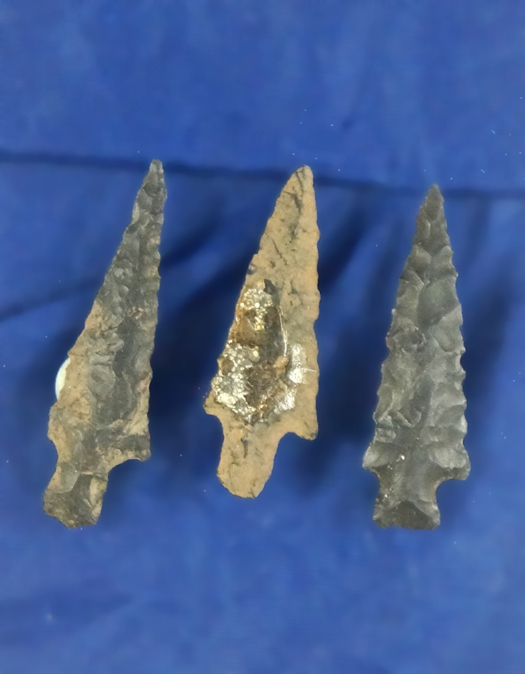 Set of three Rose Springs Arrowheads found in Oregon, largest is 1 3/16".