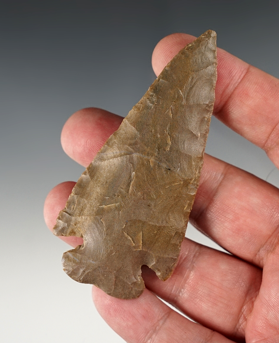 3 3/8" Well styled Dovetail found in Kentucky.