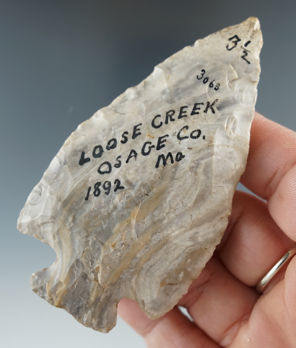 3 1/2" Cornernotch Knife - beautiful Mozarkite Flint found in 1892, Osage Co., Missouri.