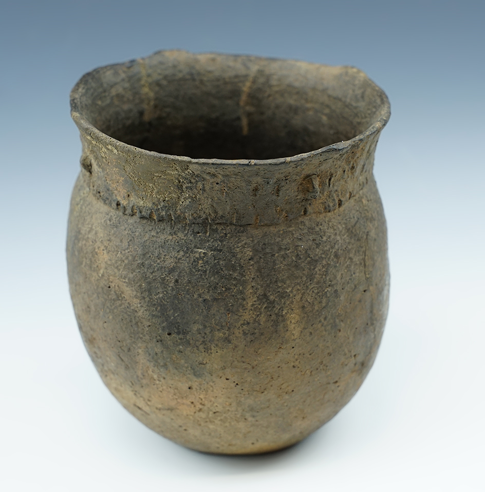 Rare style! 5 3/4" tall by 4 3/4" wide ancient Caddo Pottery Vessel, Eastern Texas.