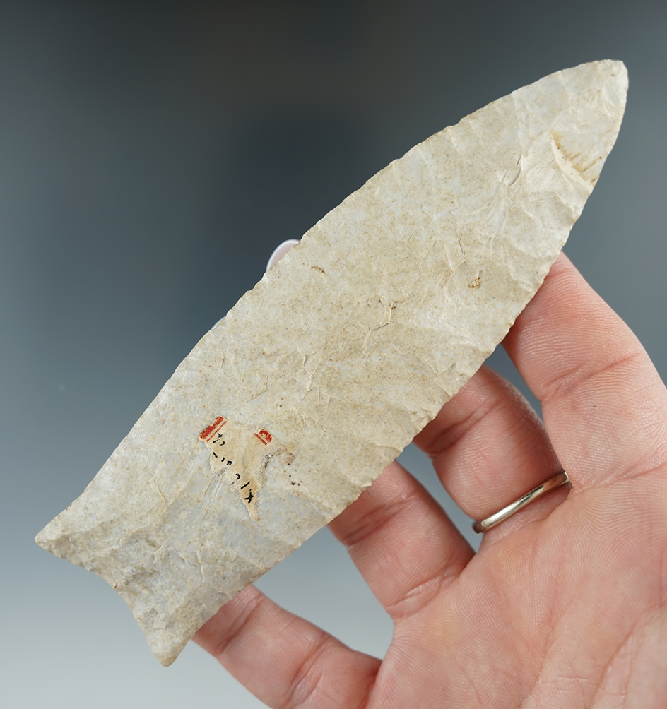 Excellent flaking 5" Pike Co., made from Burlington chert - Cass Co., Illinois. Bennett COA.