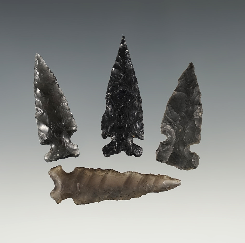 Set of 4 Oregon Northern Side Notched points in good condition. The largest is 1 13/16".