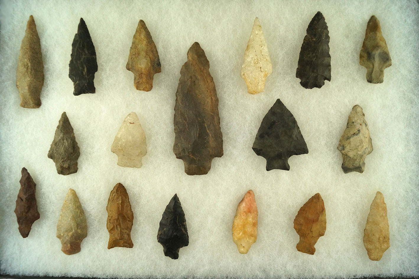 Set of 18 assorted arrowheads found in the eastern seaboard area.