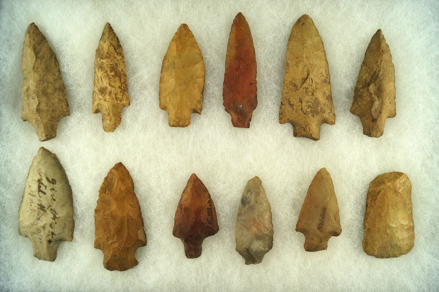 Set of 12 assorted Midwestern and southern arrowheads, largest is 3 1/16".