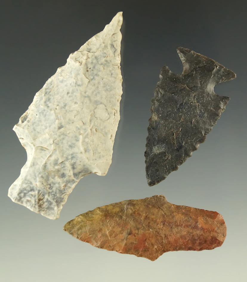 Set of three assorted arrowheads found in Texas in good condition. Largest is 2 1/2".