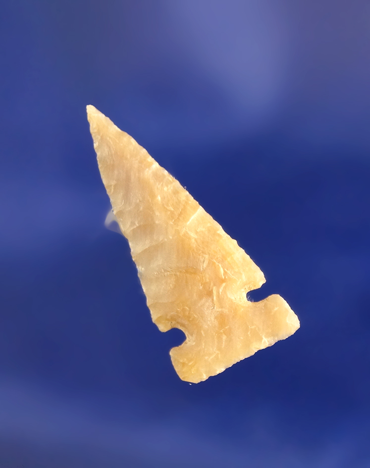 1 1/8" well styled and nicely flaked Sidenotch found in Oregon.