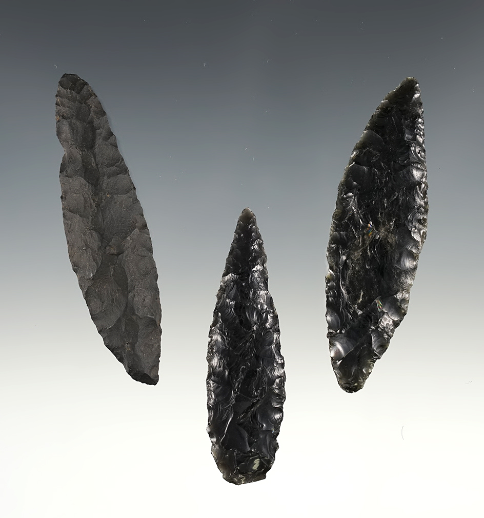 Set of 3 Oregon Cascades in good condition. The largest is 3 1/16".