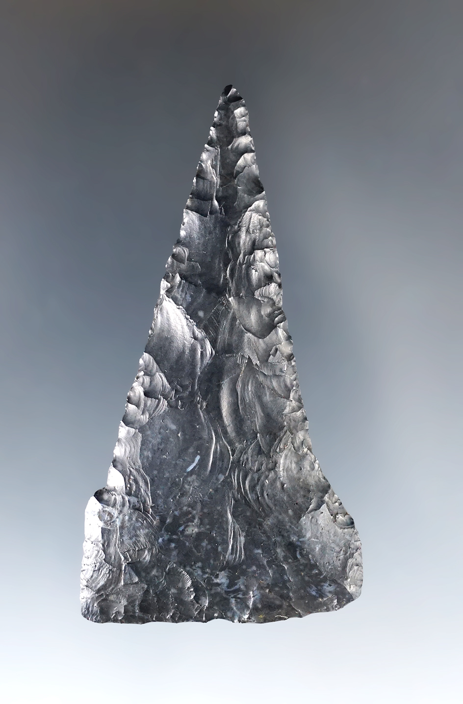 Super fine 2 1/2" Fort Ancient Knife found by Stan Copeland at Ft. Ancient in the 1950's. Ex. Hooks.