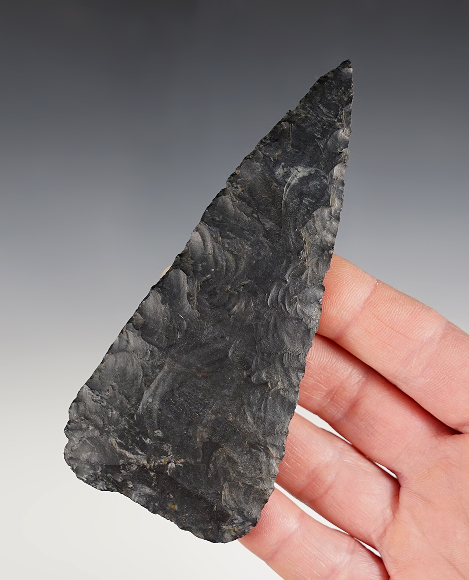 4 7/16" Ohio Triangular Knife in excellent condition. Made from Coshocton Flint.